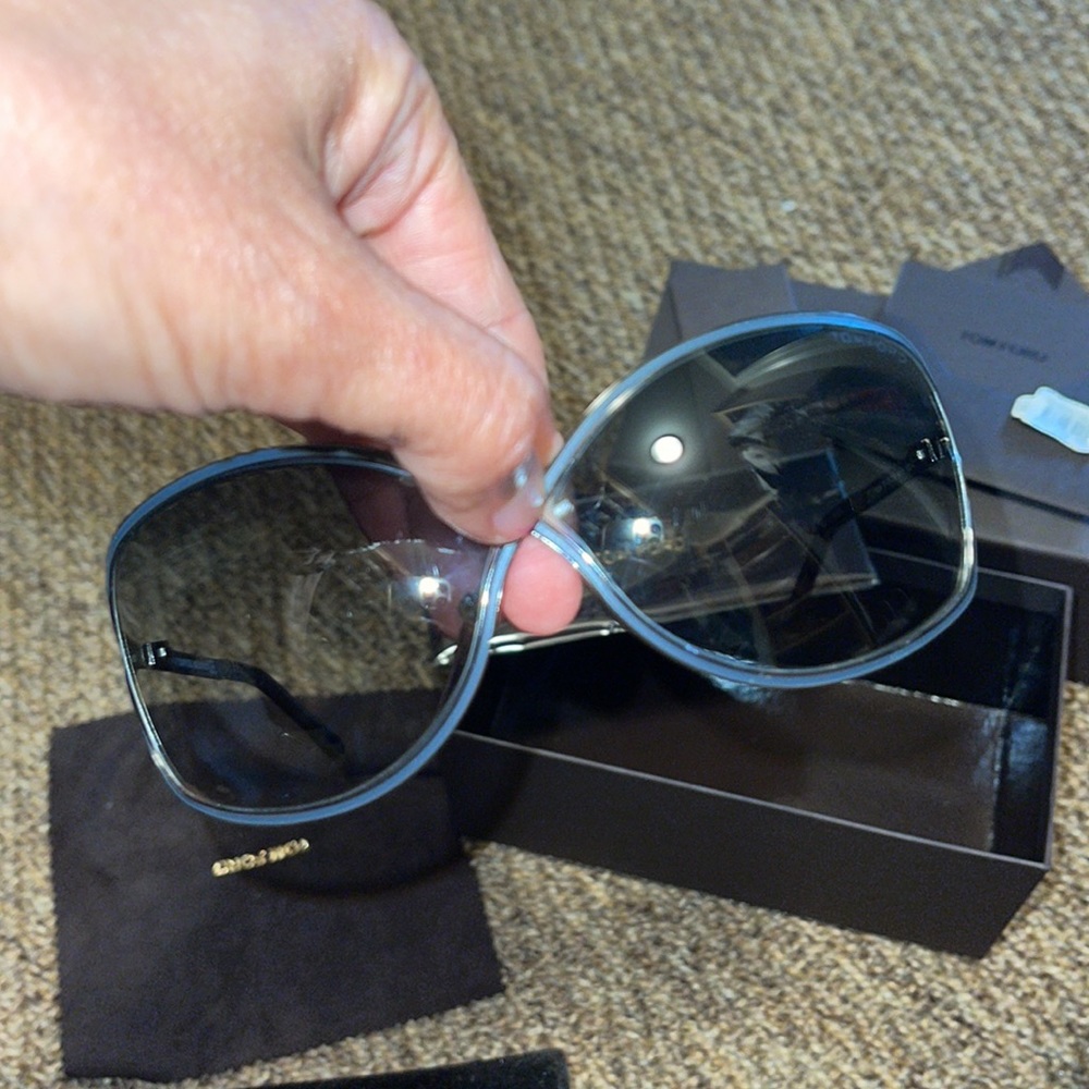 Tom Ford sunglasses - Picture 5 of 8